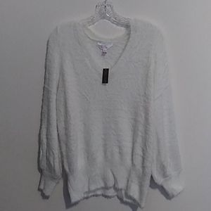 No Boundaries White Sweater Size 3X